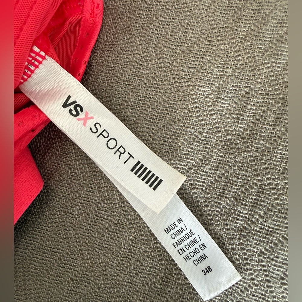 Victoria’s Secret VSX Sport breathable mesh straps pull over bra active 34B EUC - Picture 4 of 5